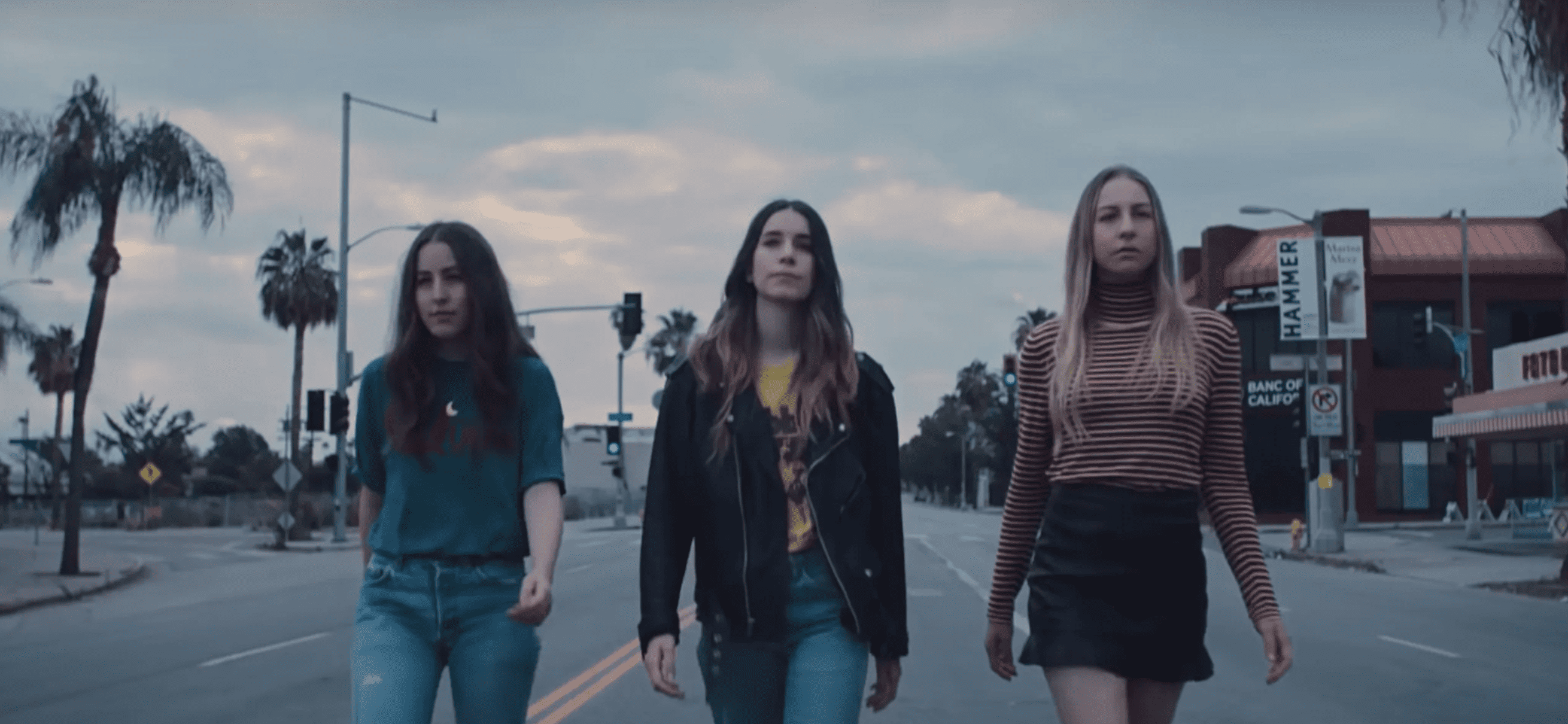 フジロック2025予習ガイド:HAIM(ハイム)フジロックのステージで聴きたいおすすめ曲 DJPLUM ADVENTURETIMES