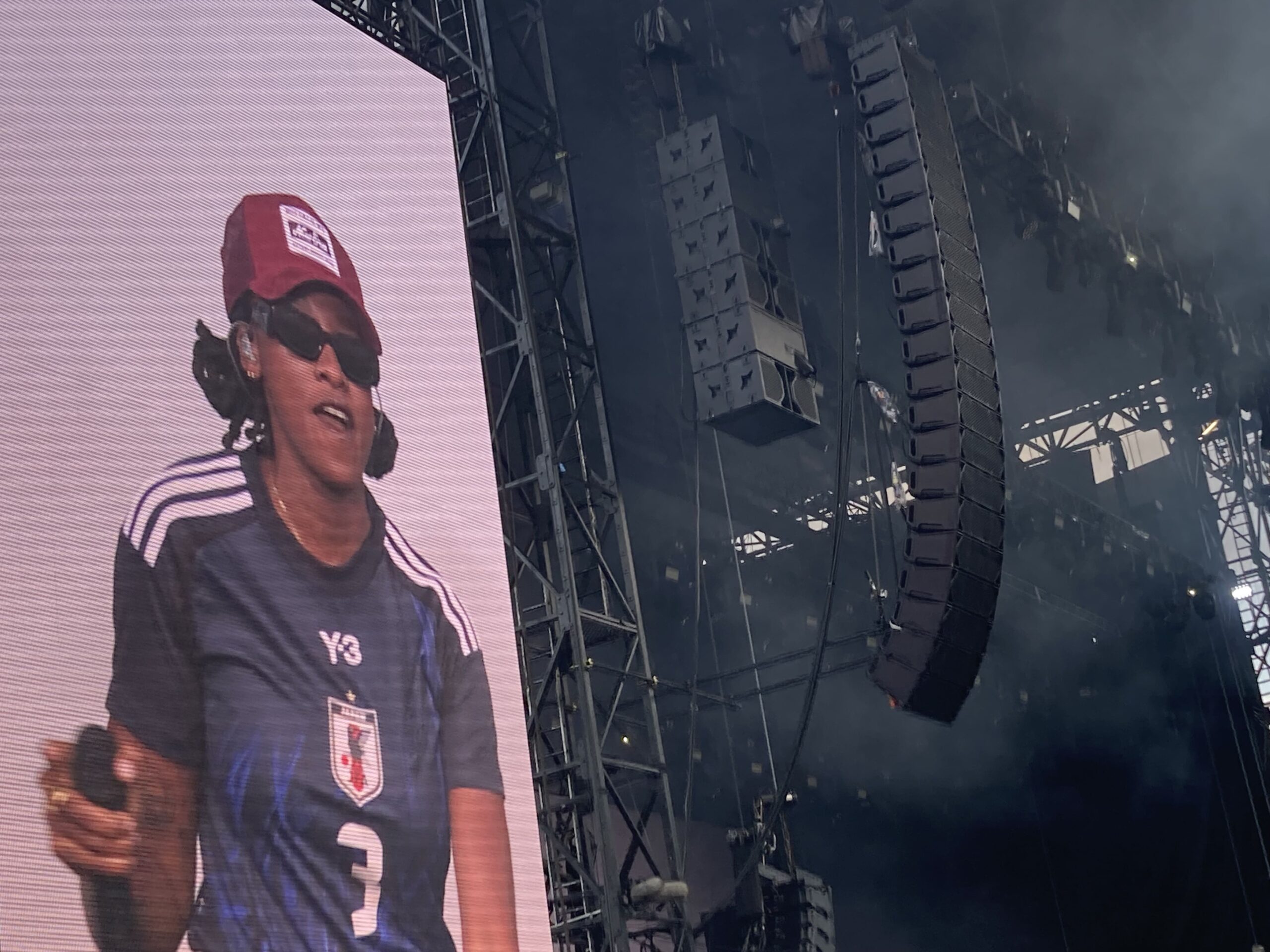 フジロック2025 最終日、リトル・シムズを見た DJPLUM ADVENTURE TIMES