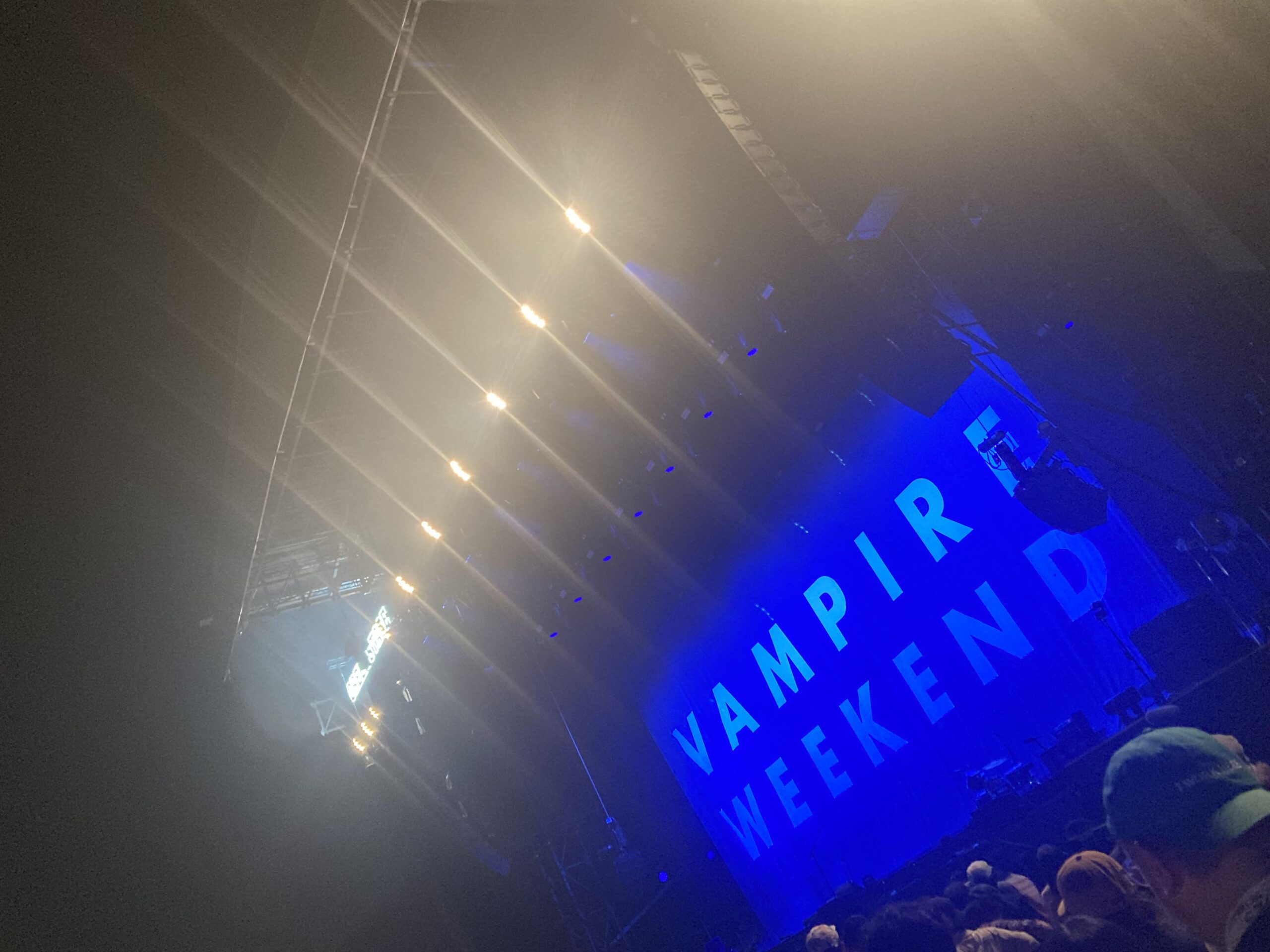 フジロック2025 最終日 、ヴァンパイア・ウィークエンドを見た DJ PLUM ADVENTURE TIMES width=