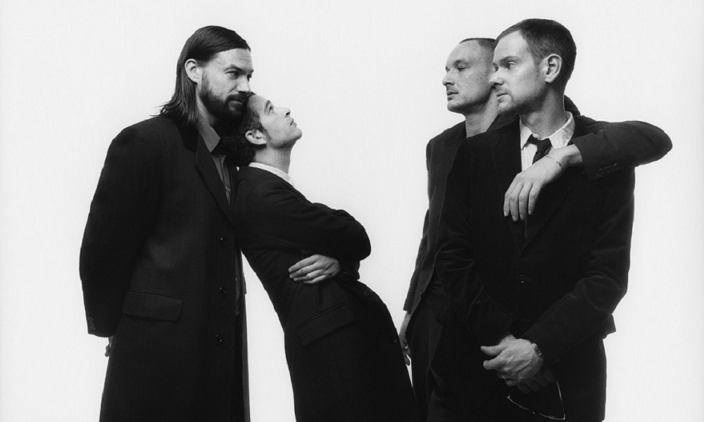 ライブハウス減少に警鐘！！ザ・1975 マット・ヒーリーが訴える“文化の危機”とは？ DJPLUM ADVENTURETIMES