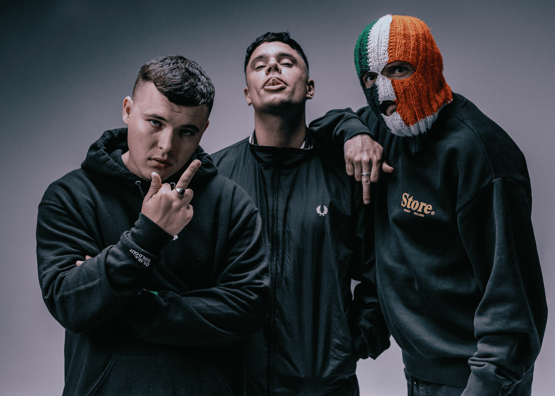 最後に、ロッキングオンソニック2026で見るべきヒップホップトリオ・KNEECAP　DJPLUMADVENTURETIMES